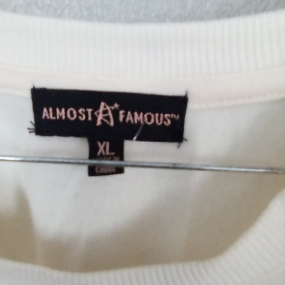 Almost Famous Cream Flutter Sleeve Sweatshirt ( Box EI ) - Picture 2 of 3